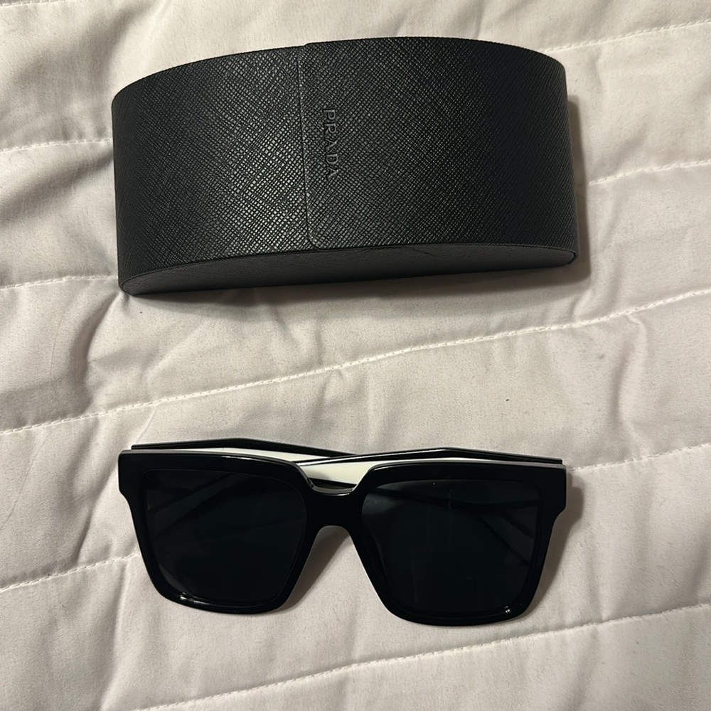 Black & White Prada Sunglasses S/S 25 Brand NEW